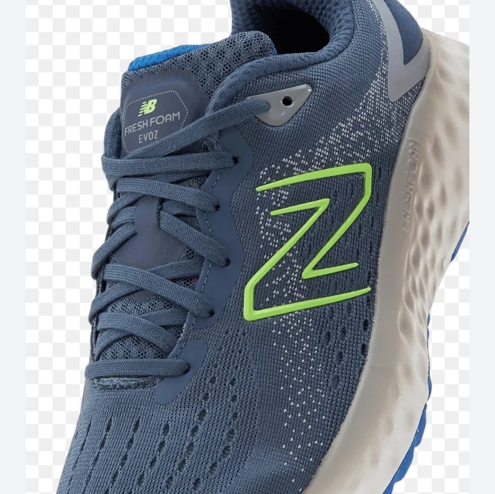 New Balance Fresh Foam Evoz v2 Sneakers
